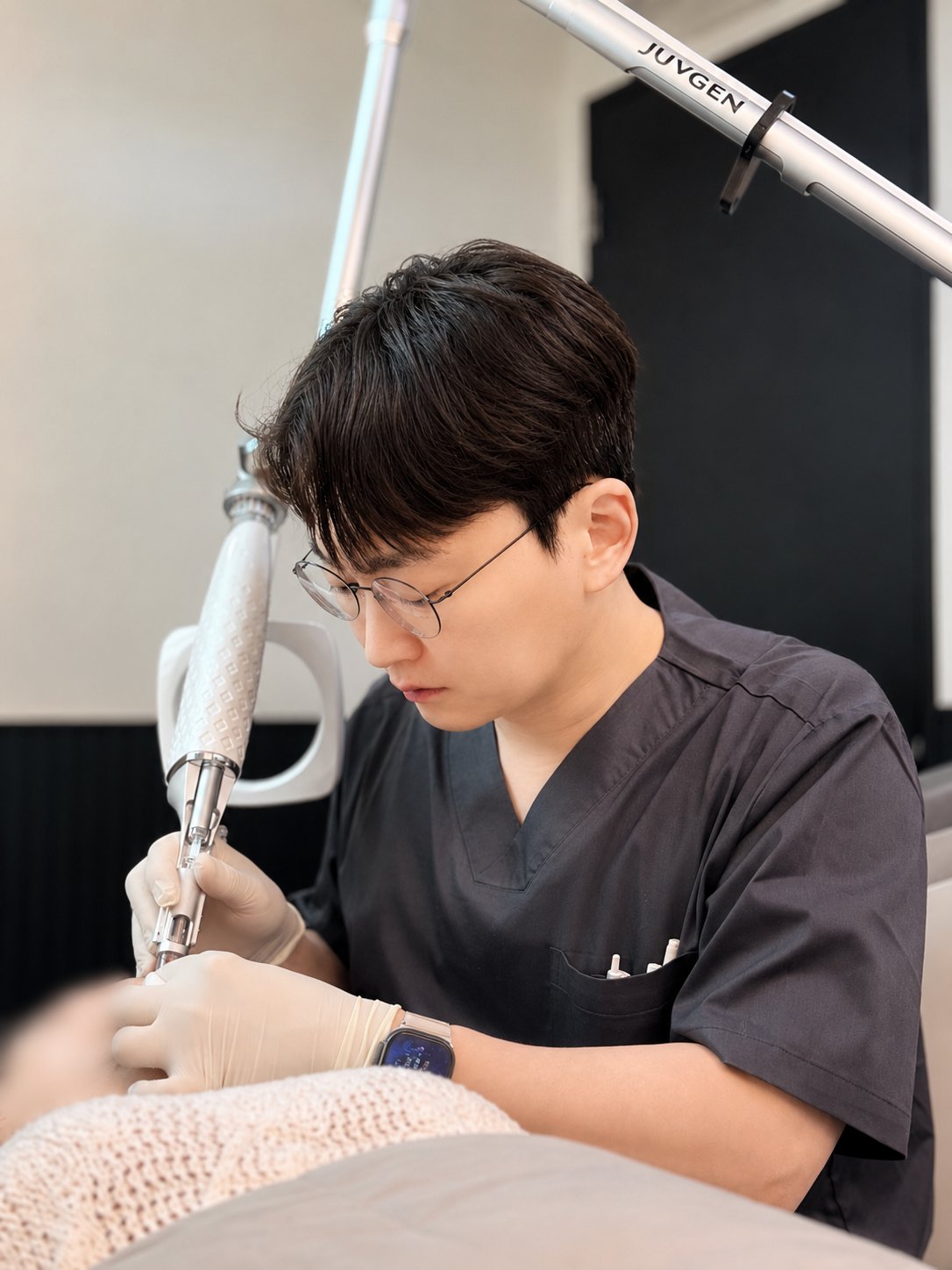 청담 써마지 자연스럽게 잘하는 피부과
